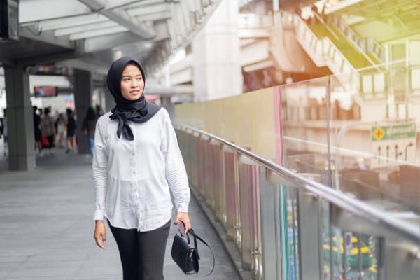 Tips Hijab Segi Empat